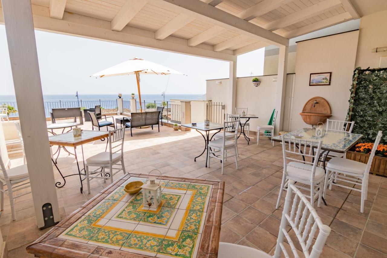 B&B Ottocento Sul Mare Ница ди Сицилия Екстериор снимка